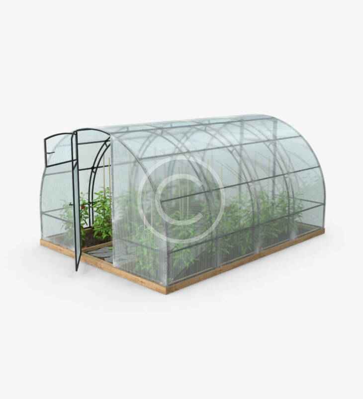 Polycarbonate greenhouse